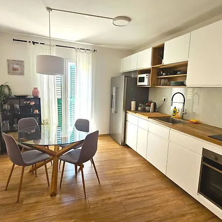 Apartment Harmony Split *