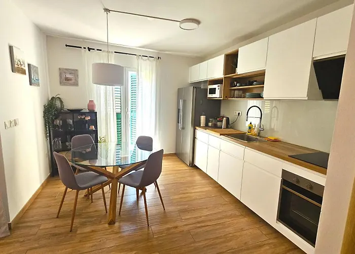 Apartment Harmony Split *